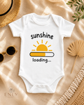 Sunshine Loading Babybody – Lustiger Sommer Babybody